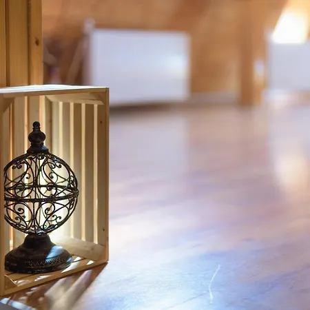 Wooden Attic Homestay *